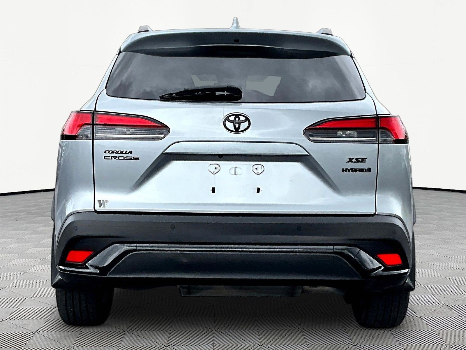 Used 2024 Toyota Corolla Cross AWD Hybrid w/ Convenience Package image 5