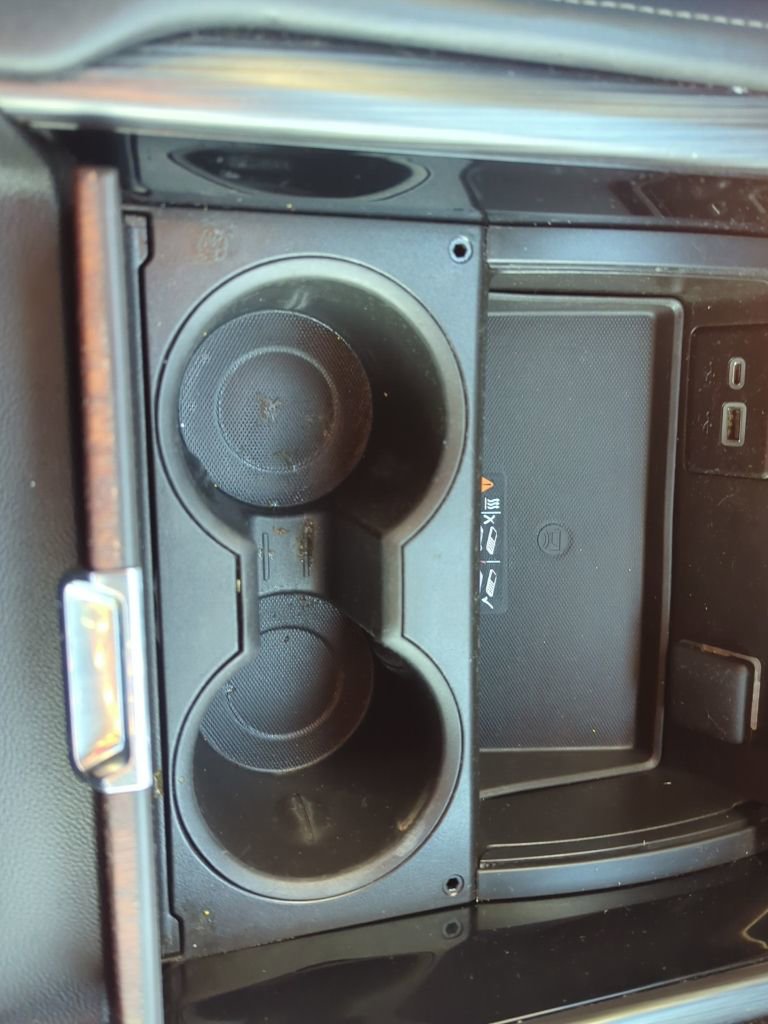 Used 2023 GMC Yukon Denali Ultimate image 43