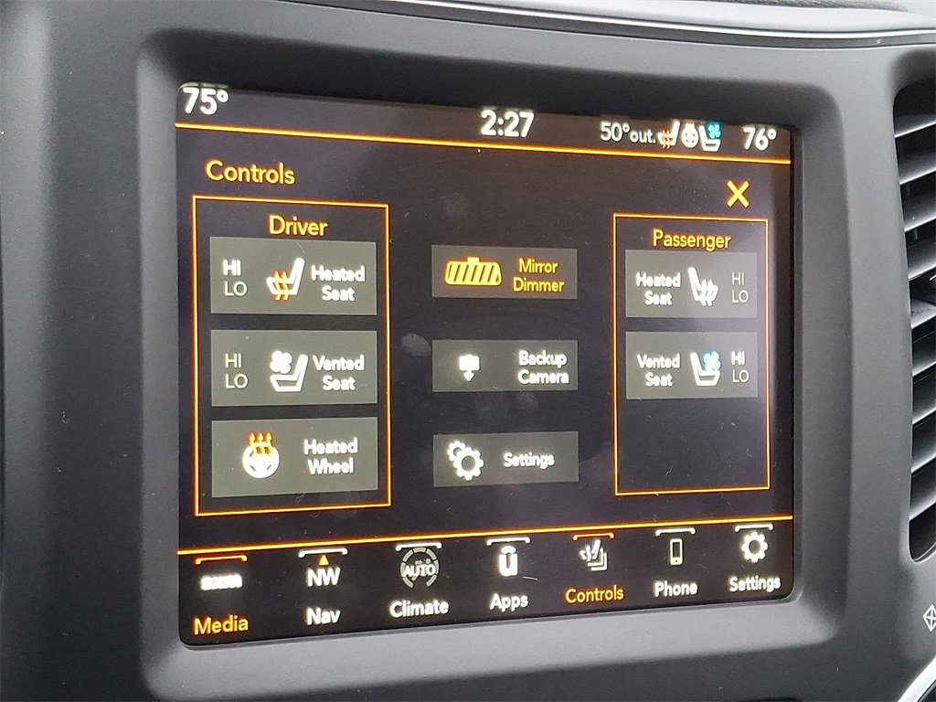 Used 2023 Jeep Cherokee Altitude Lux w/ Lux Elite Package image 28