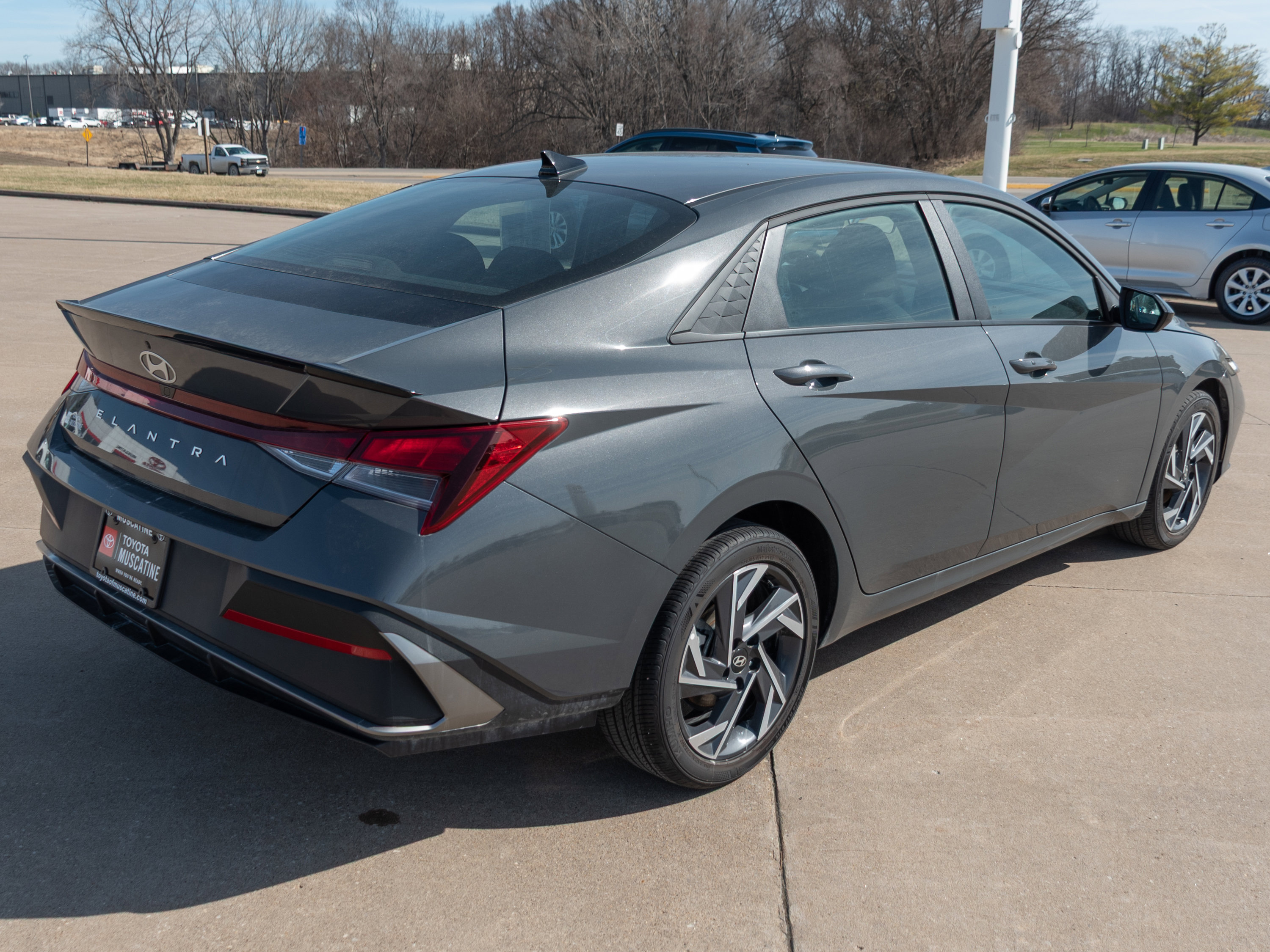 Used 2025 Hyundai Elantra Sport image 20