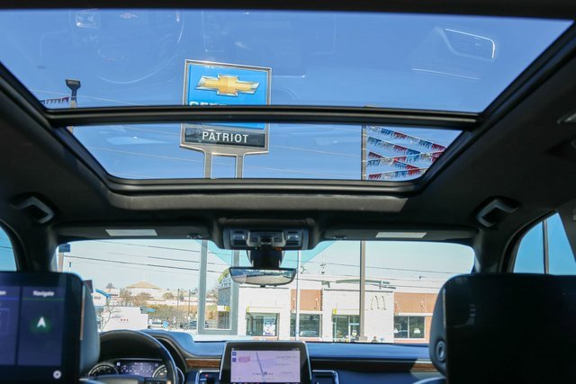 Used 2021 Chevrolet Suburban High Country image 20