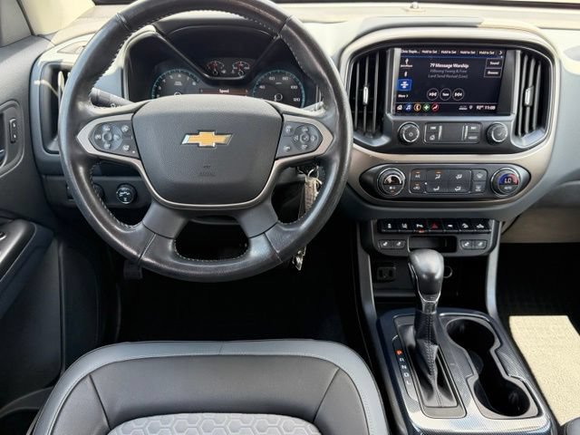 Used 2022 Chevrolet Colorado Z71 w/ Safety Package AWD/4WD image 17