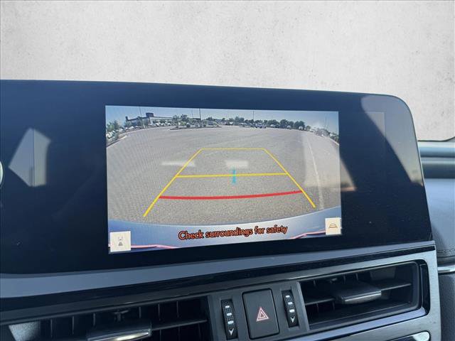 Used 2025 Lexus ES 300h w/ Premium Package image 18