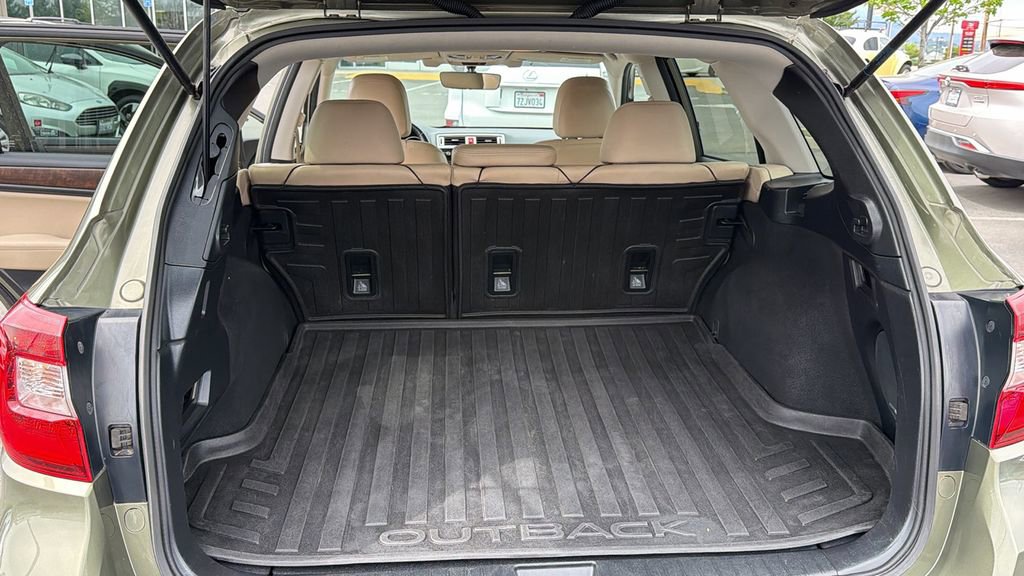 Used 2017 Subaru Outback 2.5i Limited image 13