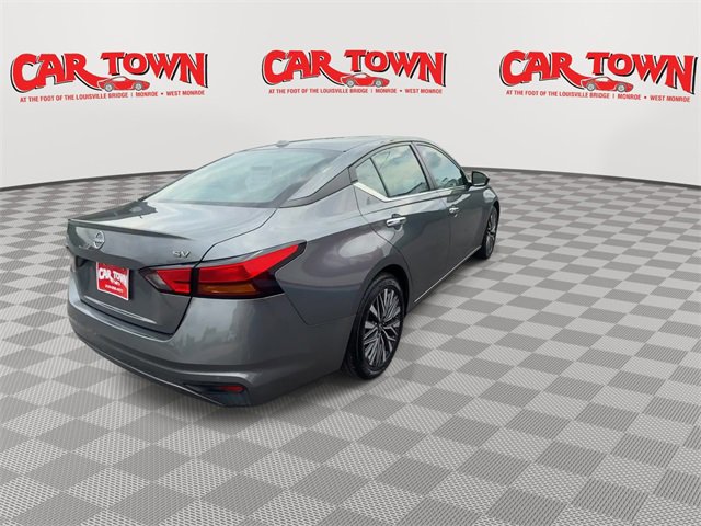 Used 2024 Nissan Altima 2.5 SV image 8