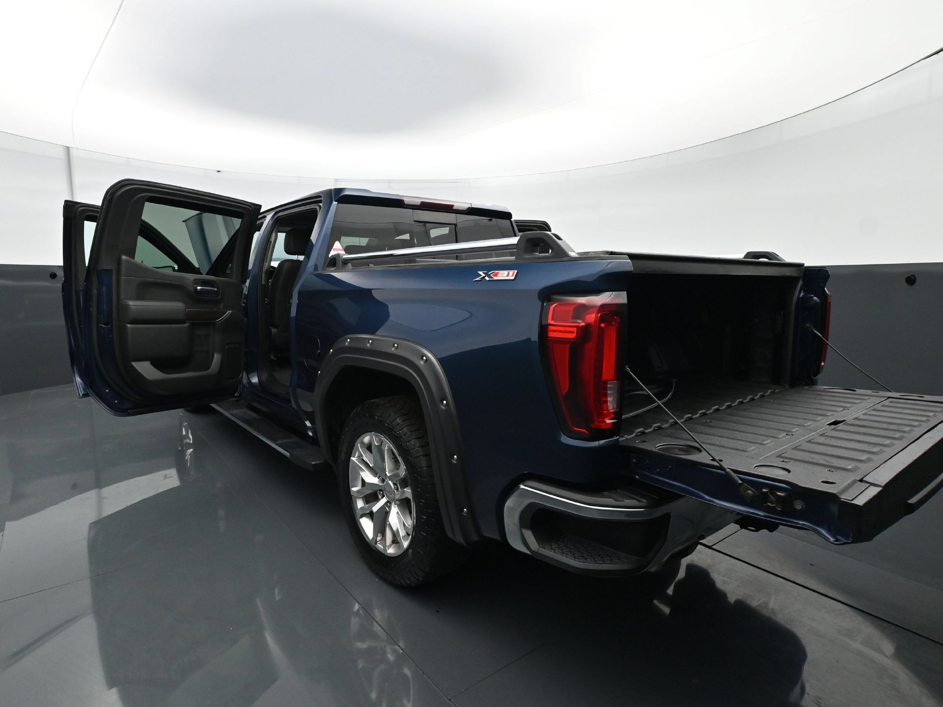 Used 2020 GMC Sierra 1500 SLT w/ SLT Premium Package AWD/4WD image 34