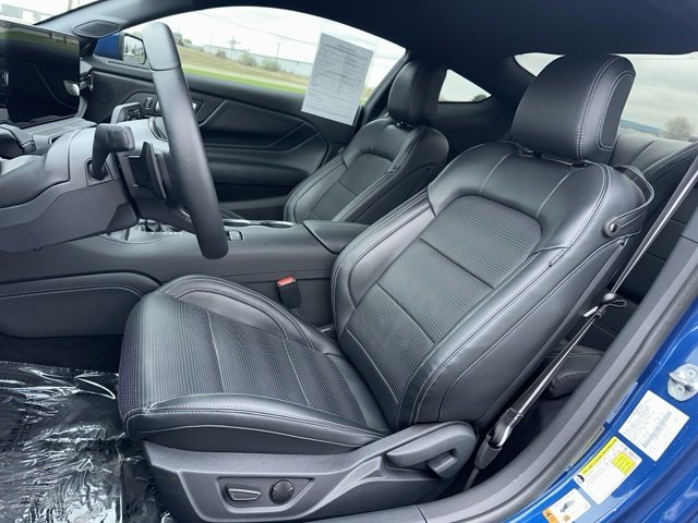Used 2024 Ford Mustang GT Premium image 7