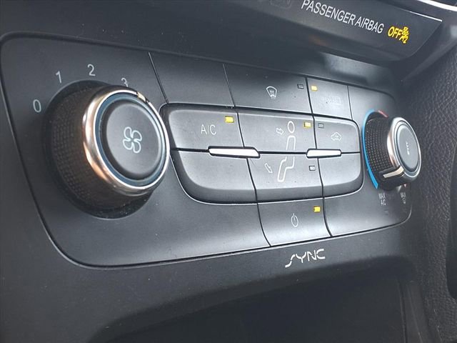 Used 2015 Ford Focus SE image 13