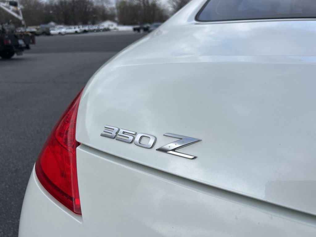 Used 2006 Nissan 350Z Touring image 12