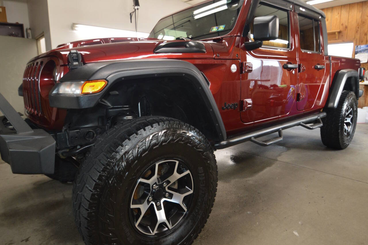 Used 2021 Jeep Gladiator Sport image 36