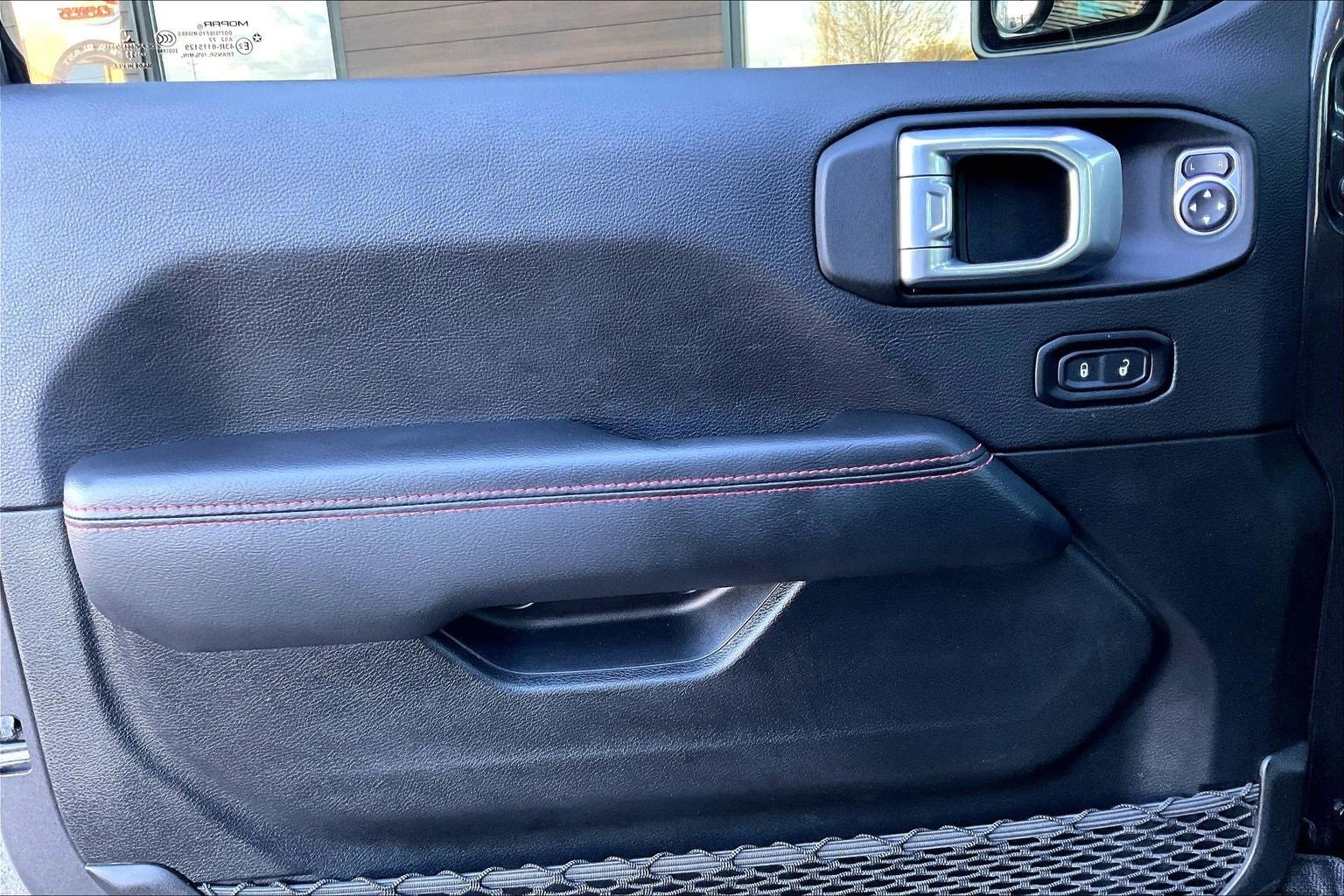 Used 2022 Jeep Wrangler Rubicon image 15