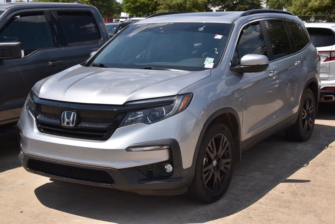 Used 2021 Honda Pilot Special Edition image 2