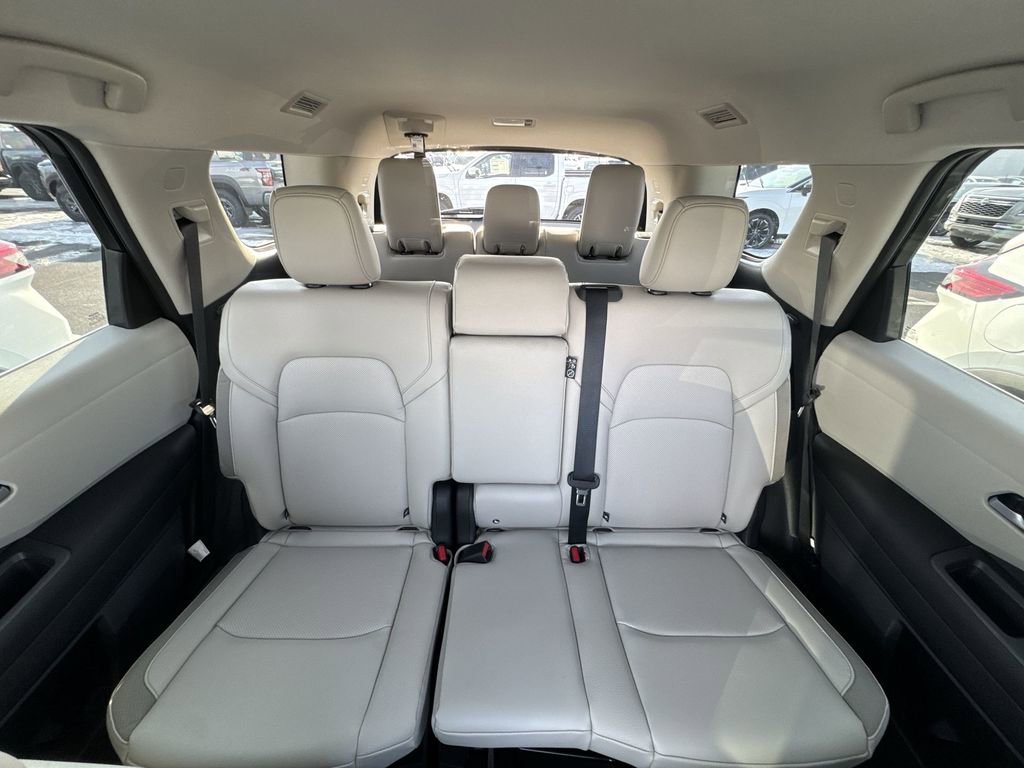 New 2026 Nissan Pathfinder SL image 14