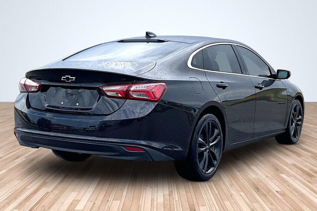 Used 2022 Chevrolet Malibu LT w/ Midnight Edition FWD image 2