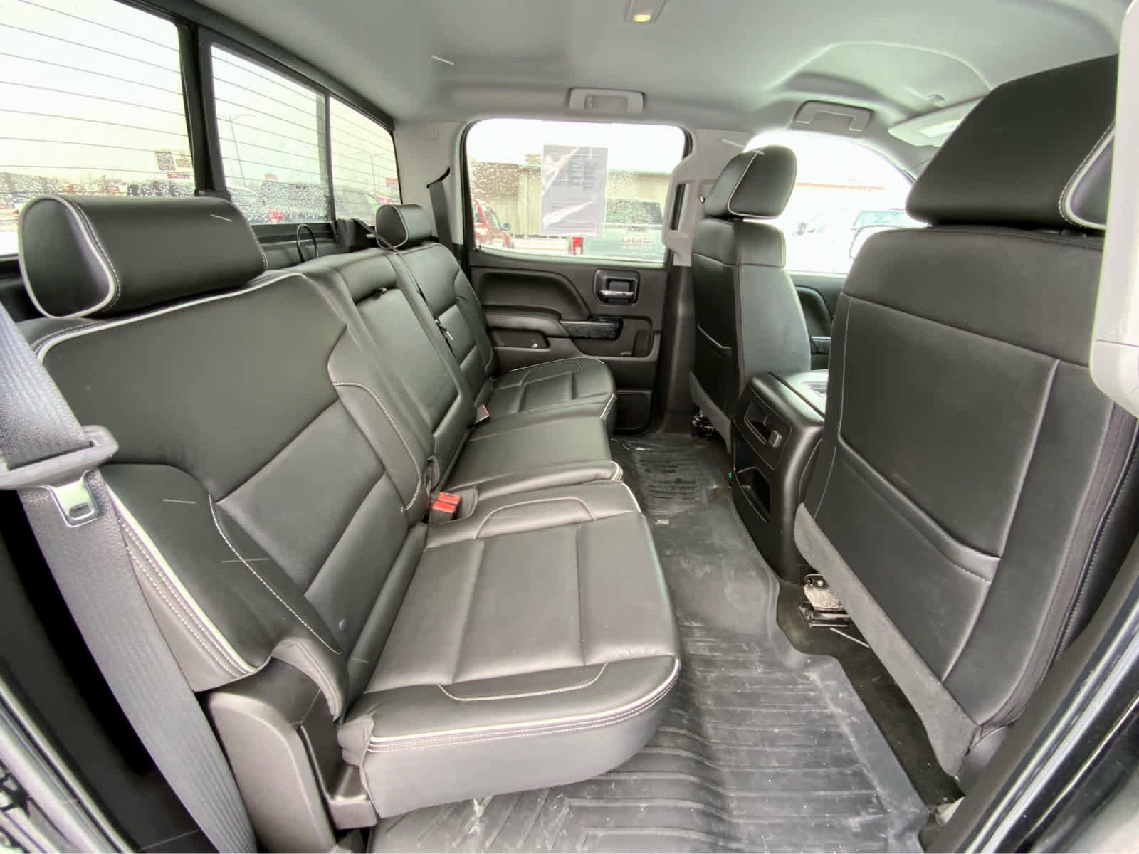 Used 2018 Chevrolet Silverado 1500 High Country image 21