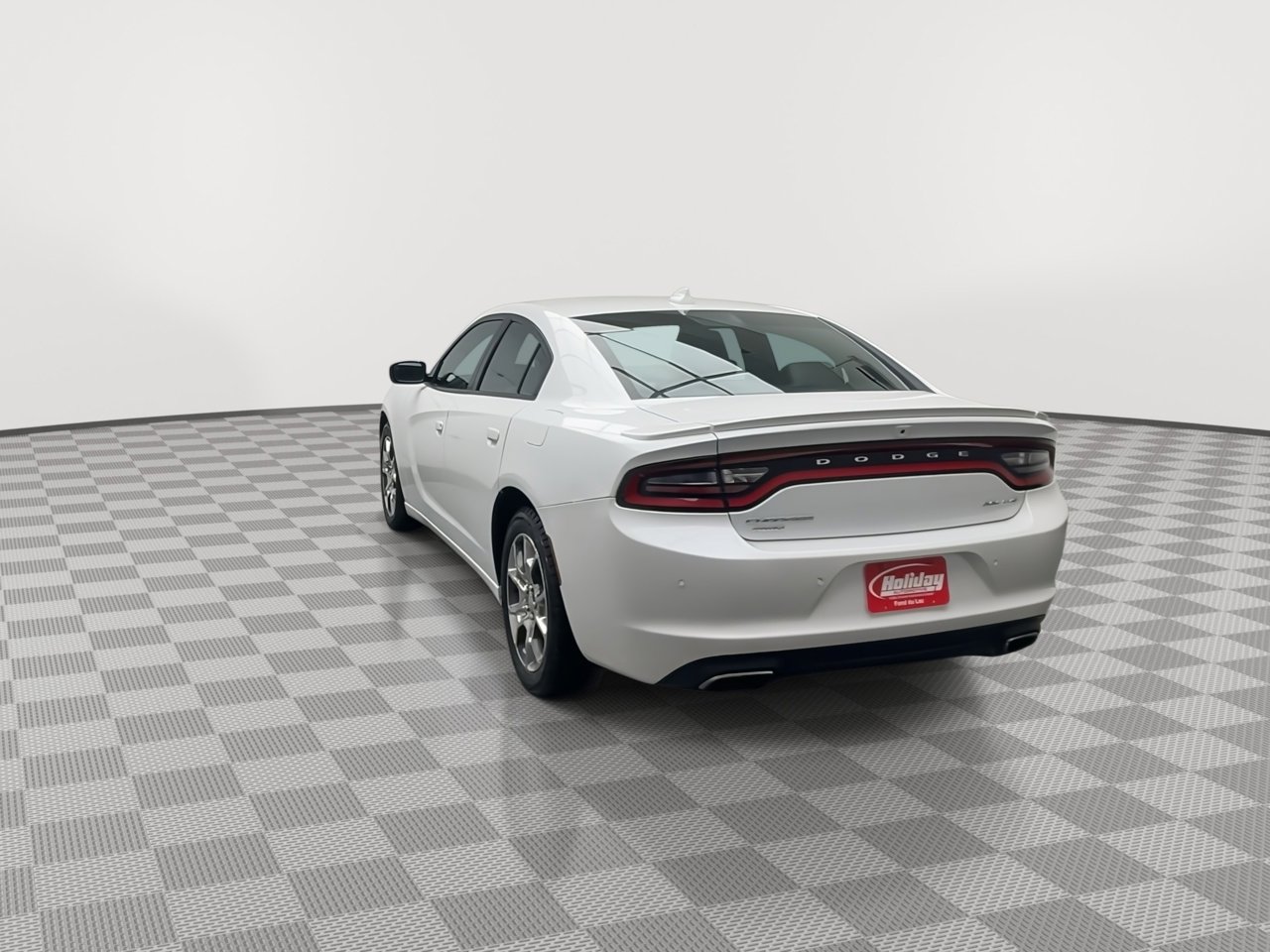Used 2015 Dodge Charger SXT w/ AWD Plus Group image 2