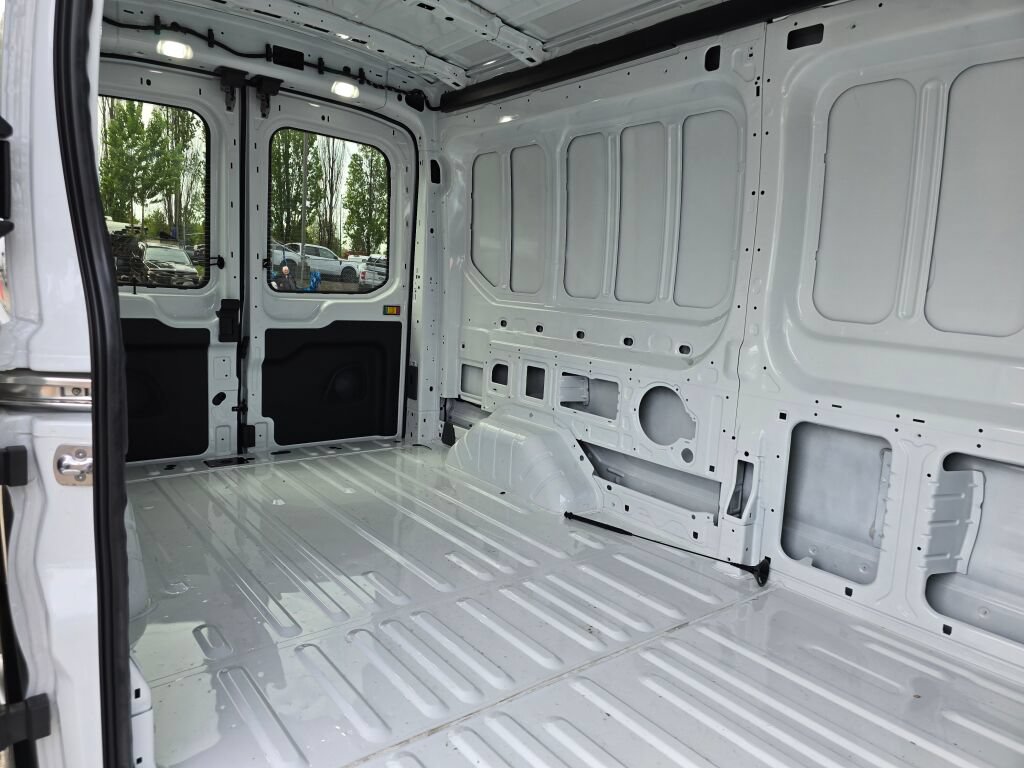 New 2026 Ford Transit 250 148 Medium Roof Extended AWD image 12