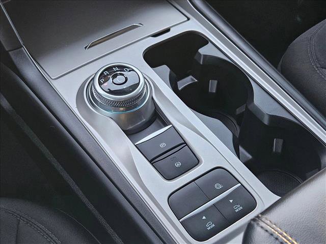 Used 2022 Ford Explorer XLT image 12