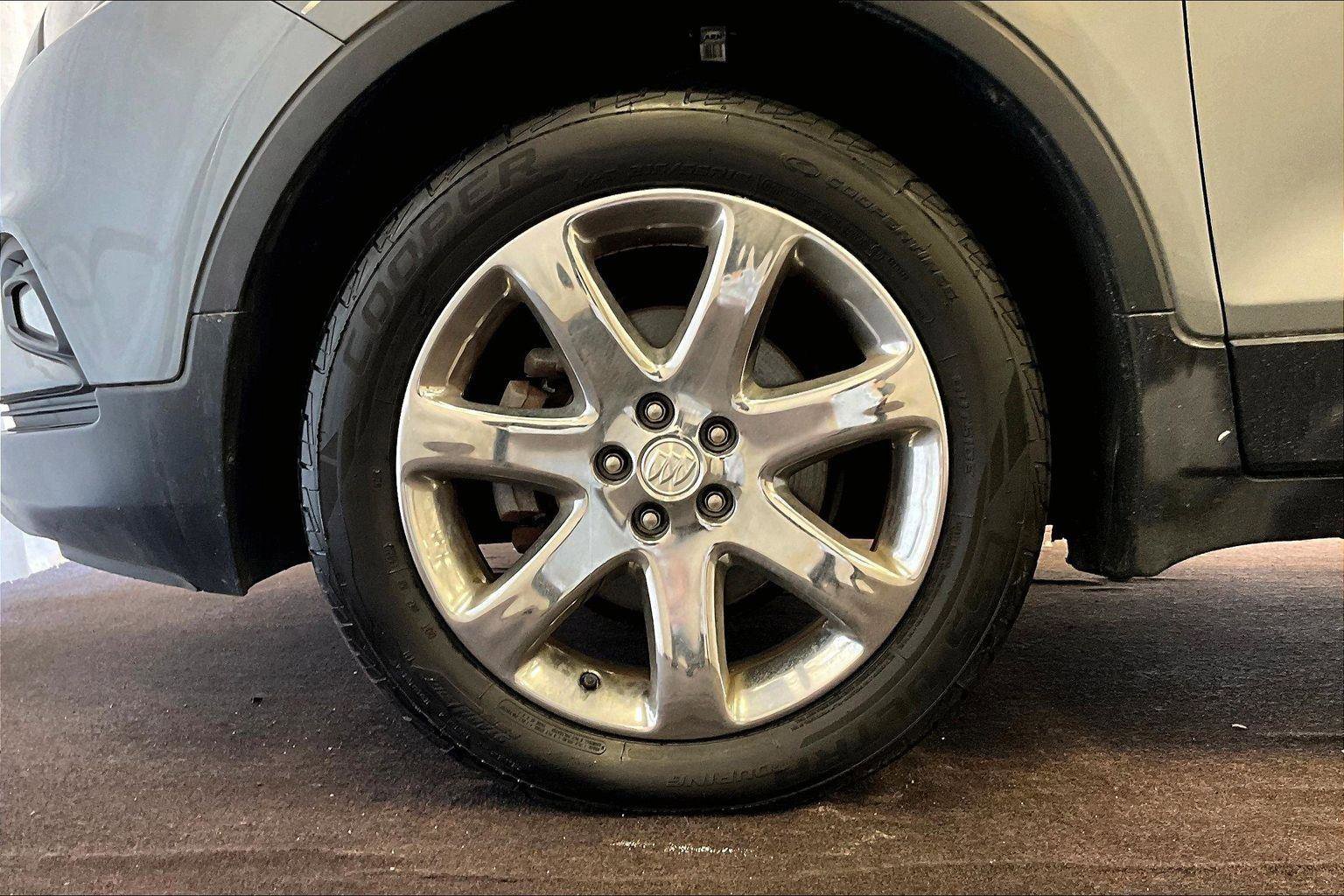 Used 2019 Buick Encore Essence w/ Experience Buick Package image 8