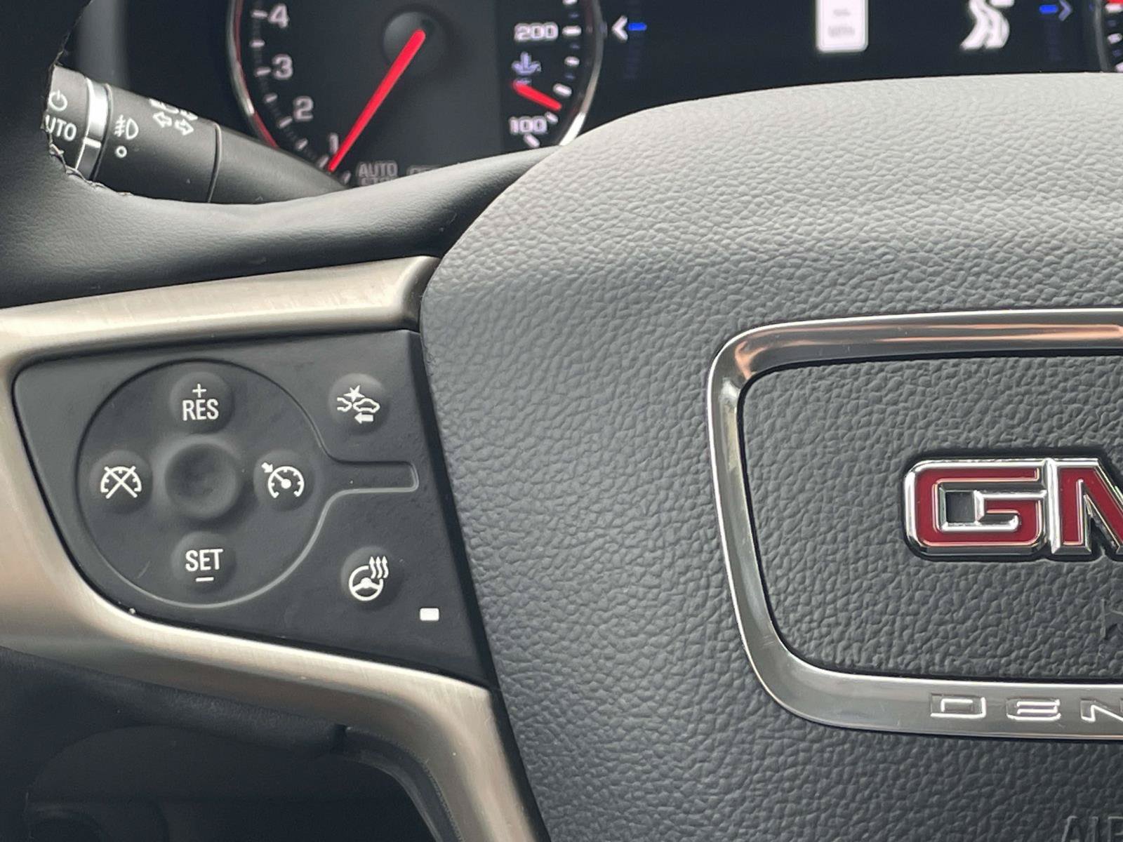 Certified 2023 GMC Terrain Denali w/ Black Diamond Edition AWD/4WD image 37