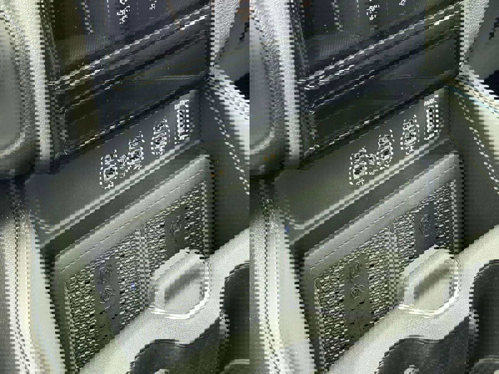 New 2026 RAM 1500 Laramie w/ Night Edition image 28