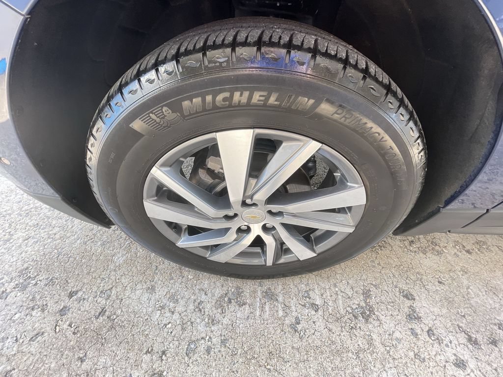 Certified 2023 Chevrolet Equinox Premier FWD image 32