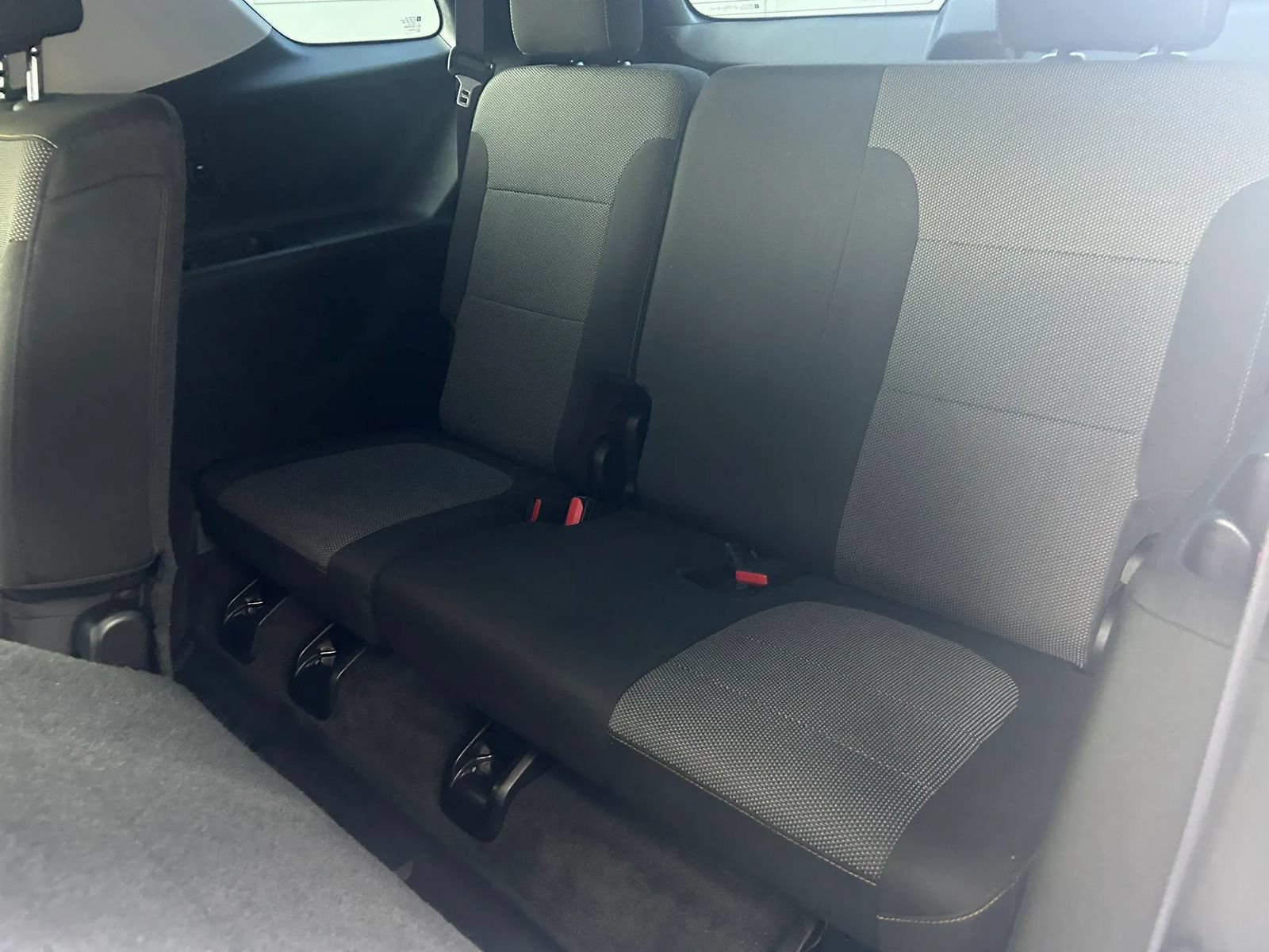 Used 2019 Chevrolet Traverse LS w/ LPO, Floor Liner Package FWD image 9