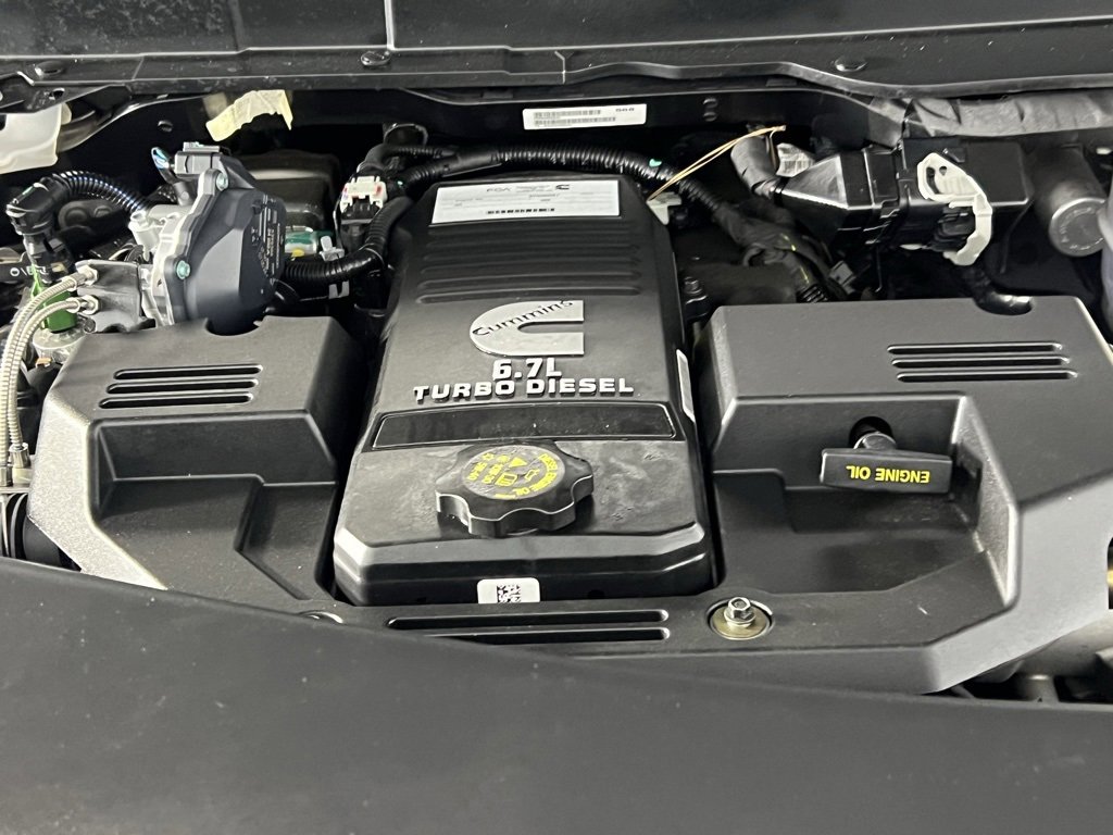 Used 2024 RAM 2500 Limited image 35