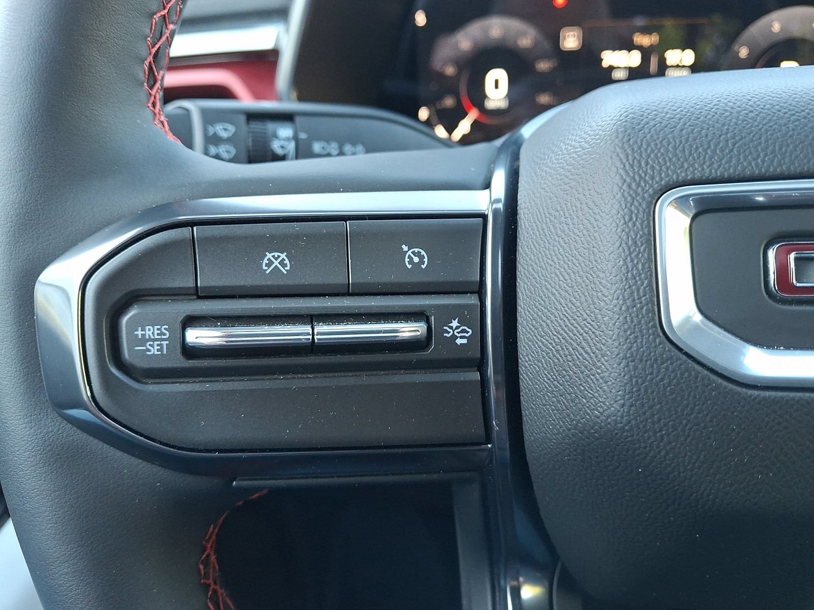 Used 2026 GMC Canyon AT4X AWD/4WD image 22