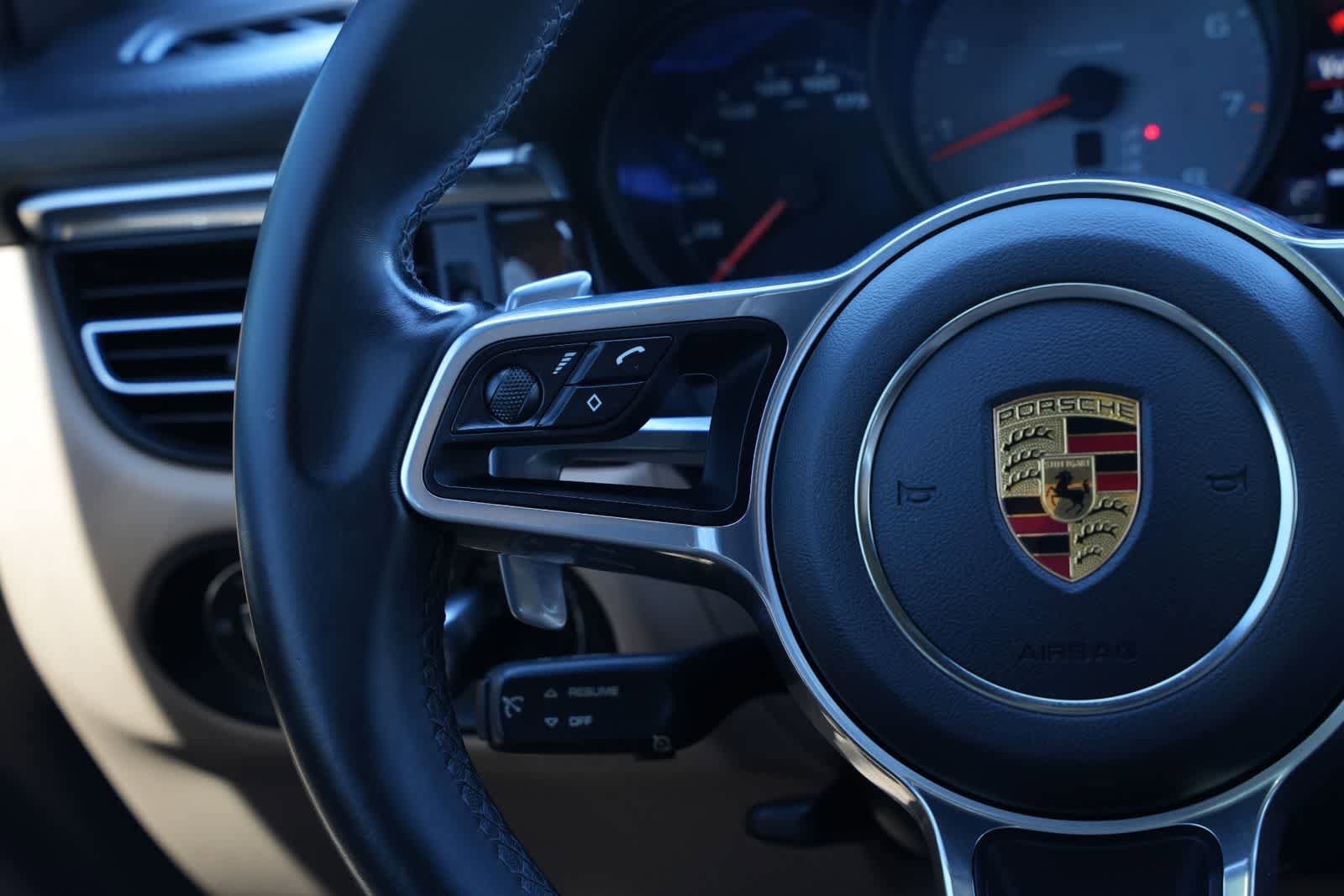 Used 2021 Porsche Macan S w/ Premium Package AWD/4WD image 10