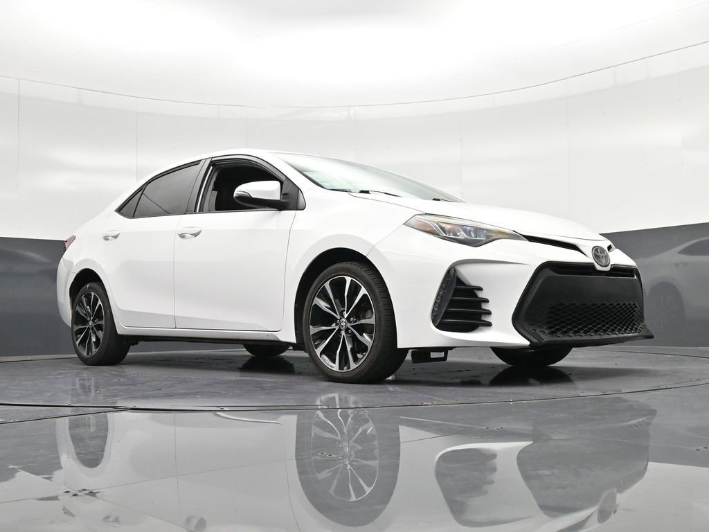 Used 2019 Toyota Corolla SE FWD image 30
