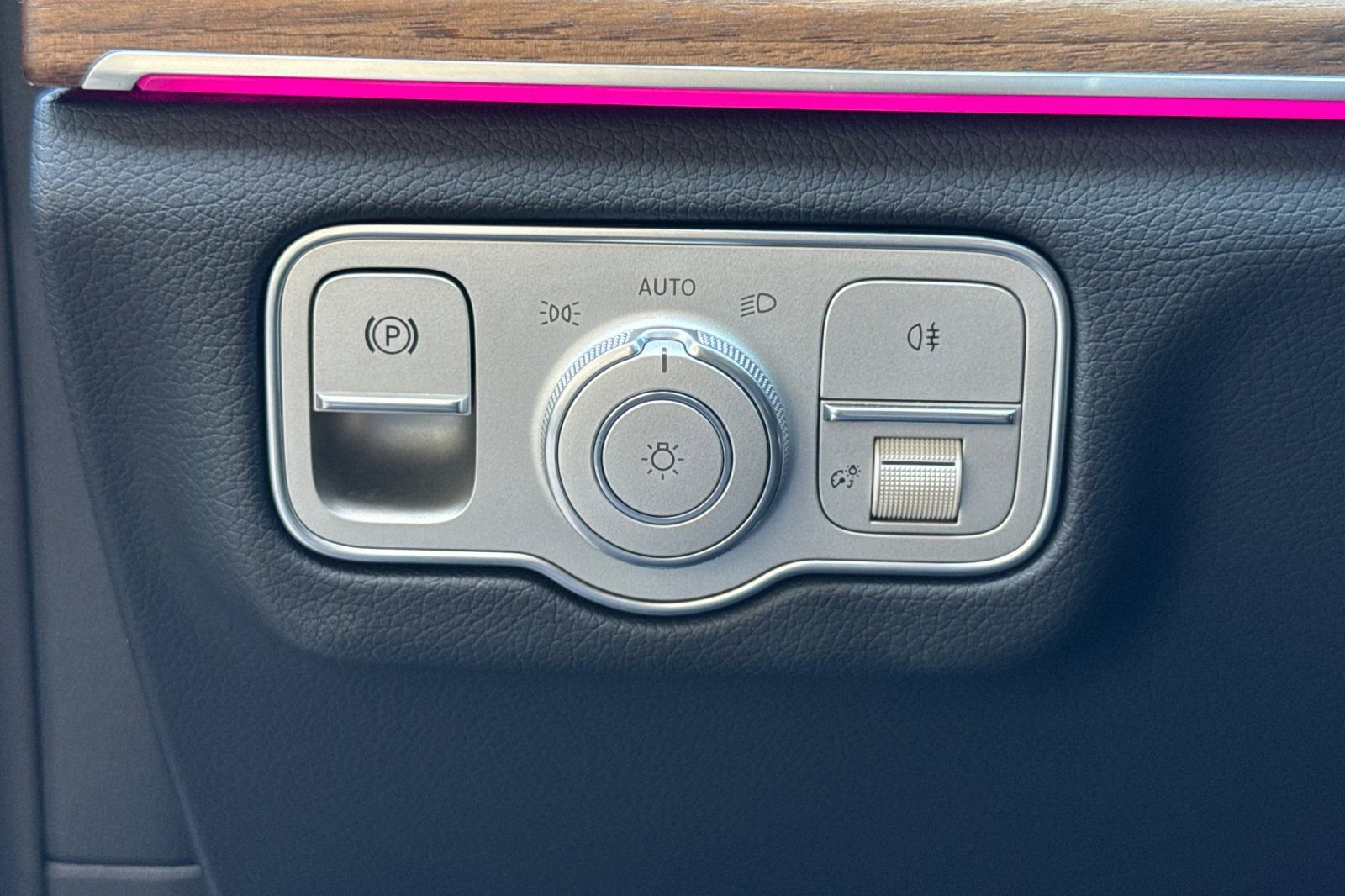 Certified 2026 Mercedes-Benz GLE 450 4MATIC image 33