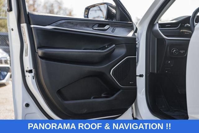 Used 2022 Jeep Grand Cherokee L Limited image 38