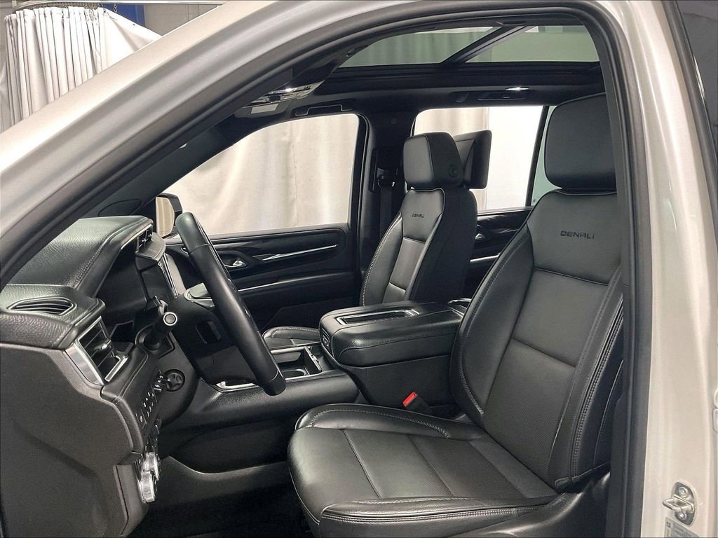 Used 2024 GMC Yukon Denali w/ Denali Reserve Package AWD/4WD image 10
