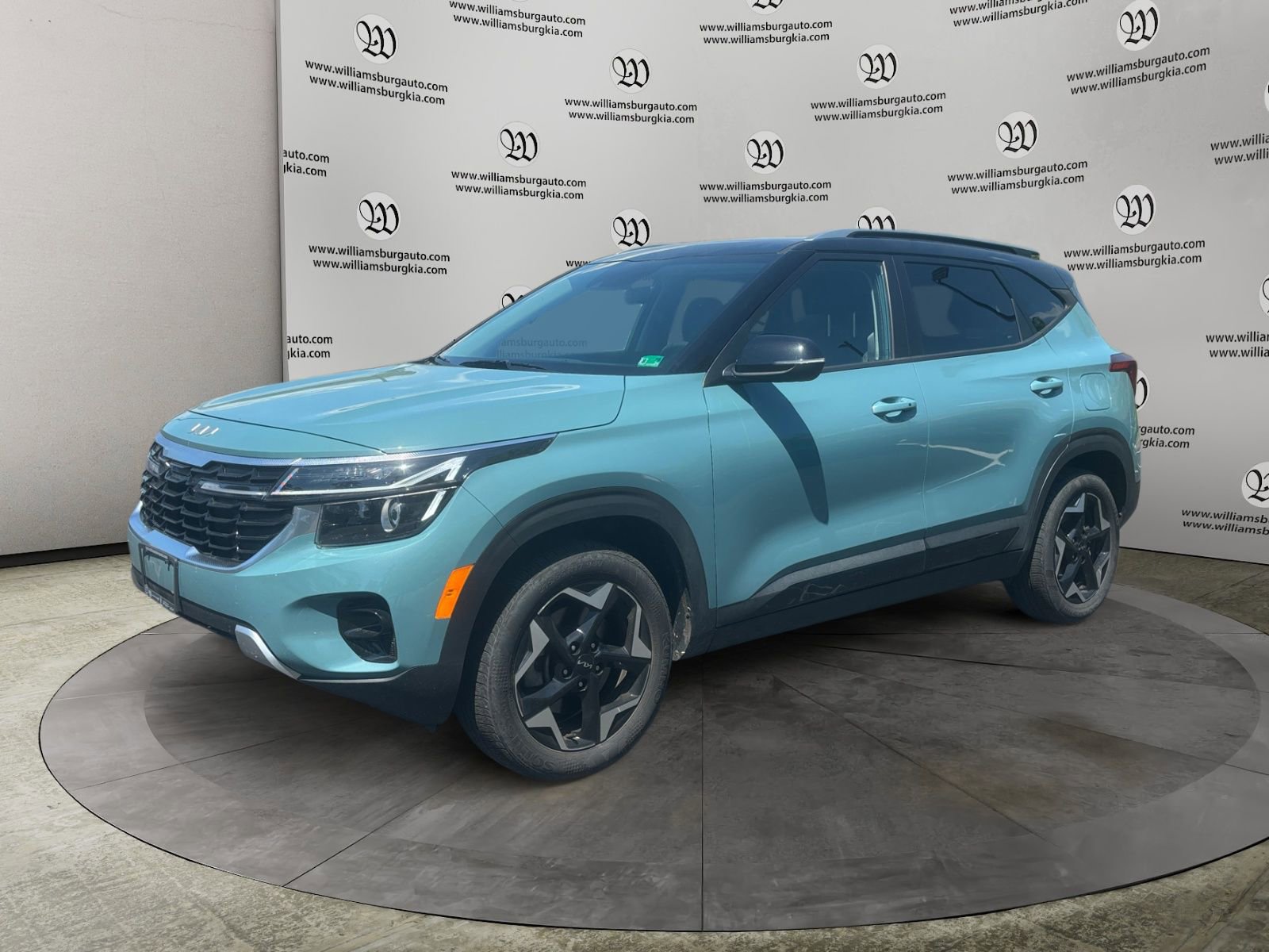 Used 2025 Kia Seltos S AWD/4WD image 1