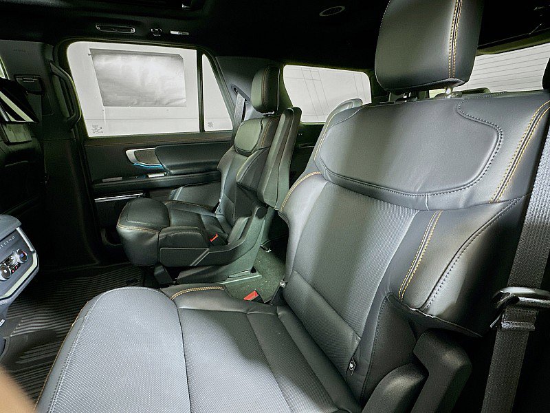 New 2026 Ford Expedition Tremor image 12