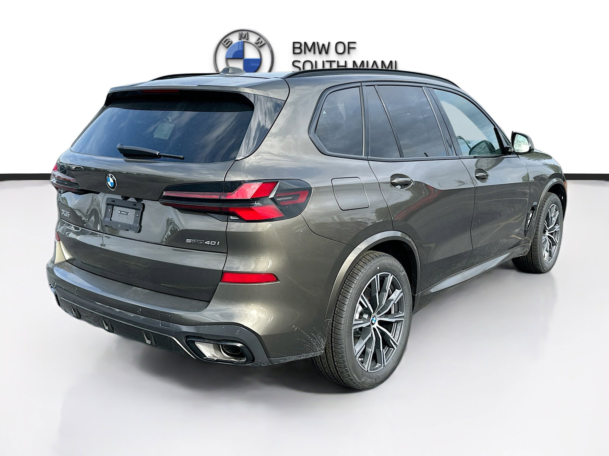 New 2026 BMW X5 sDrive40i w/ M Sport Package image 6
