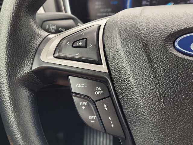 Used 2020 Ford Fusion SE FWD image 26