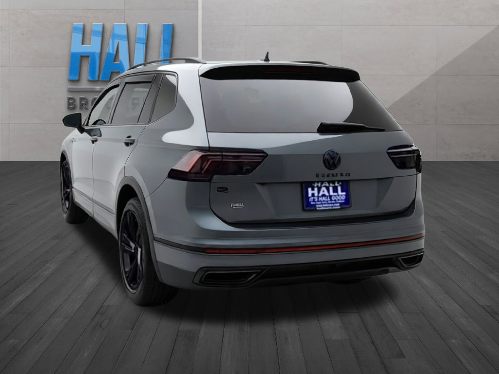 Used 2024 Volkswagen Tiguan SE R-Line AWD/4WD image 5