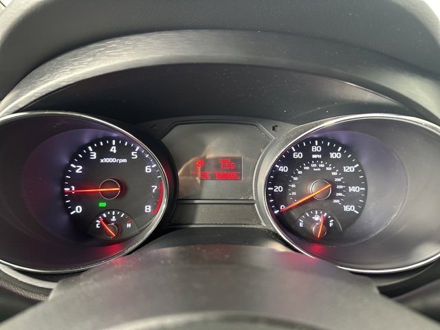 Used 2016 Kia Sedona LX image 17