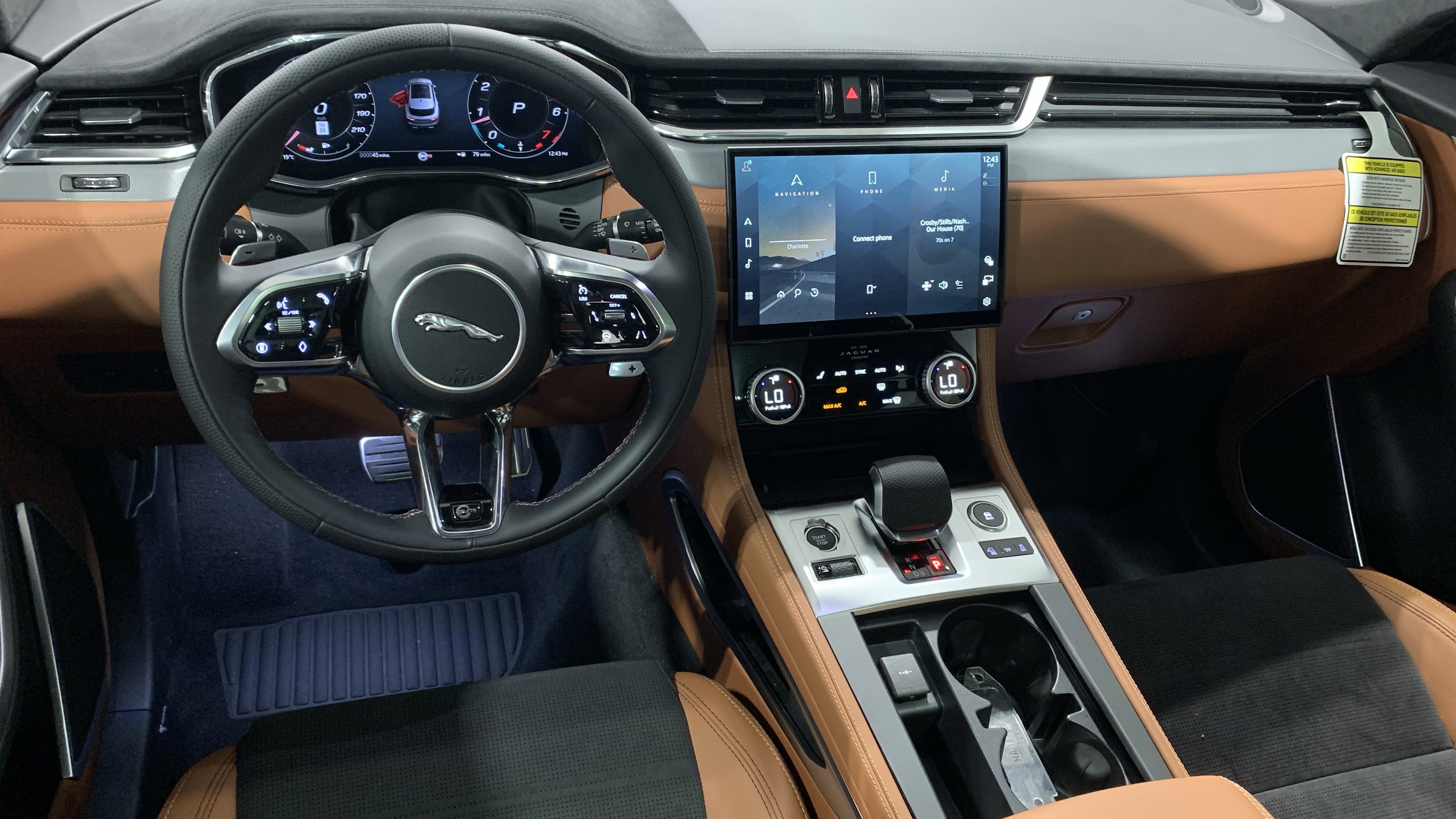 New 2026 Jaguar F-PACE SVR 575 Edition image 5