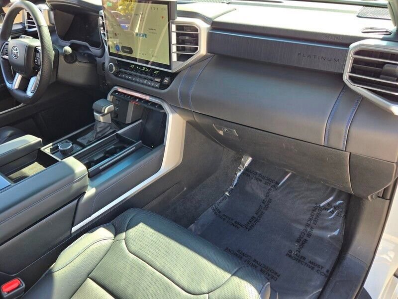 Used 2025 Toyota Sequoia Platinum AWD/4WD image 18