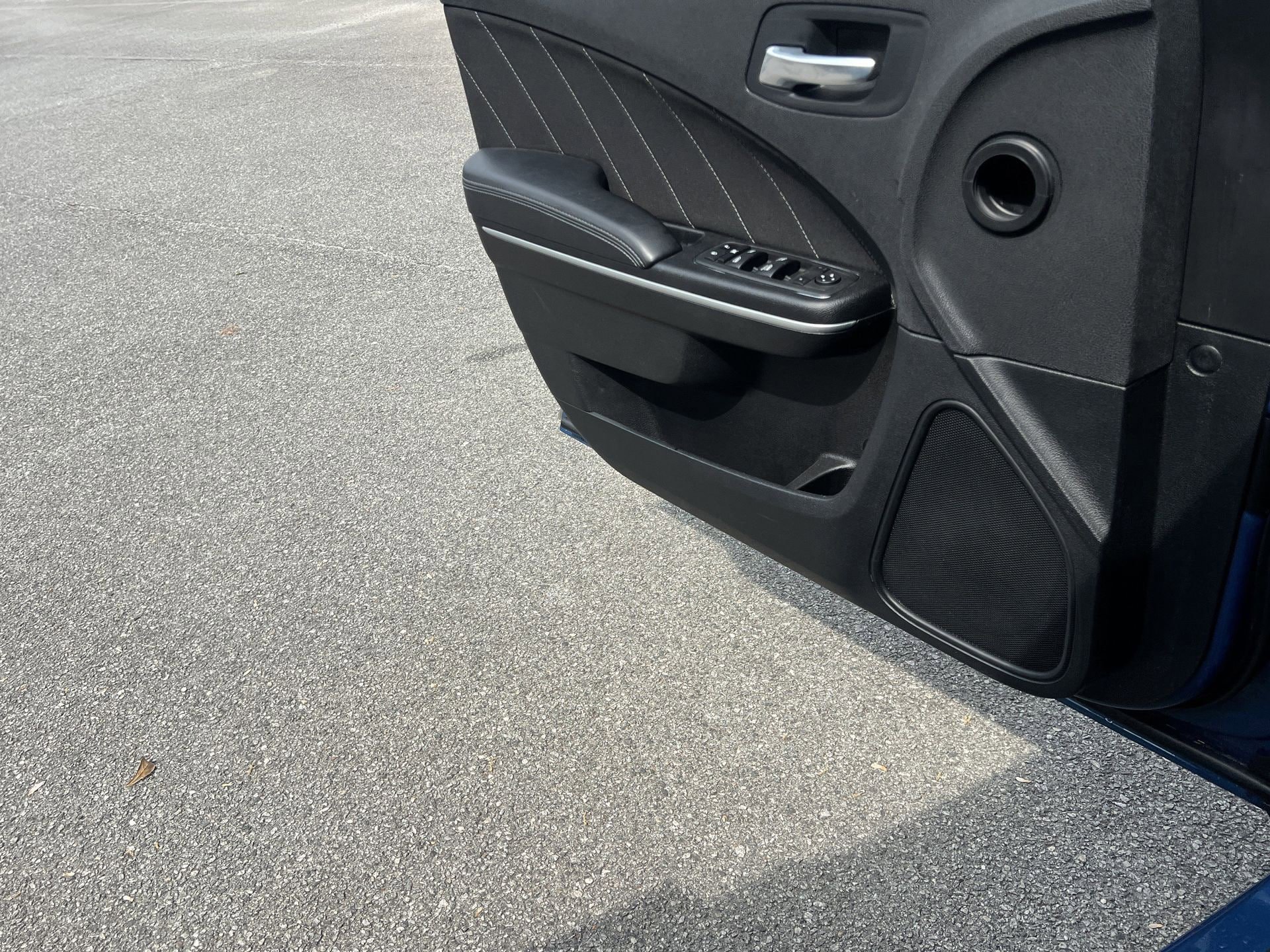 Used 2022 Dodge Charger SXT image 13