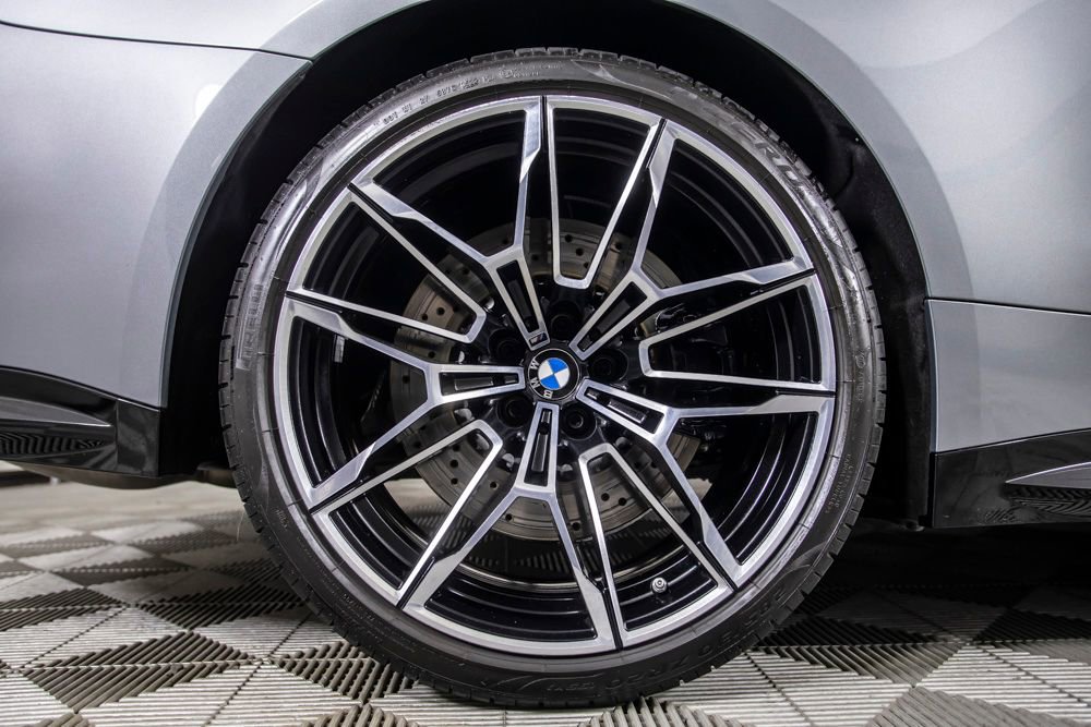 Used 2024 BMW M4 Competition w/ Executive Package RWD image 40
