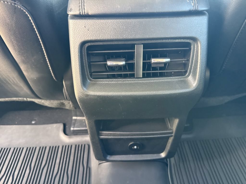 Used 2024 Ford Edge SEL AWD/4WD image 19