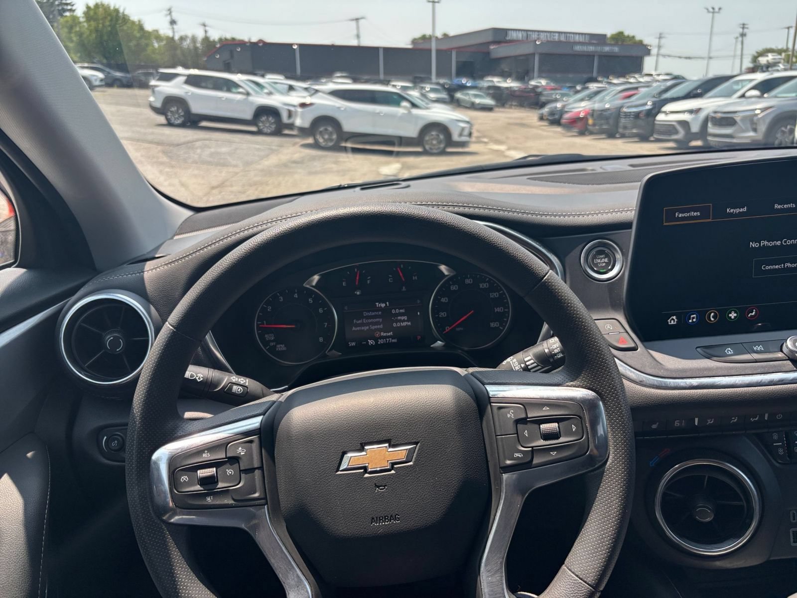 Used 2025 Chevrolet Blazer LT FWD image 29