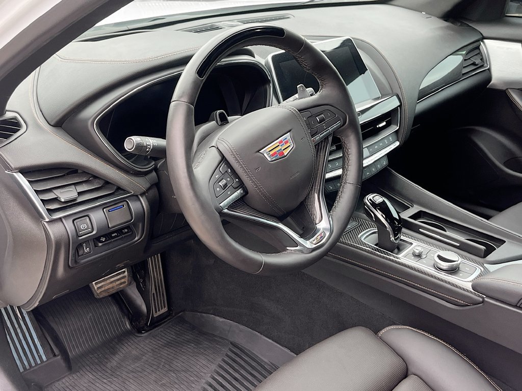 Used 2024 Cadillac CT5 V w/ Super Cruise 2 Package RWD image 9