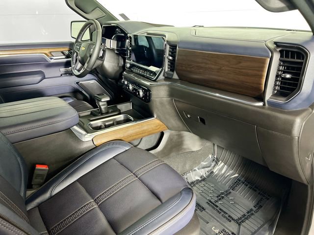 Used 2024 Chevrolet Silverado 1500 High Country w/ Z71 Off-Road Package image 27