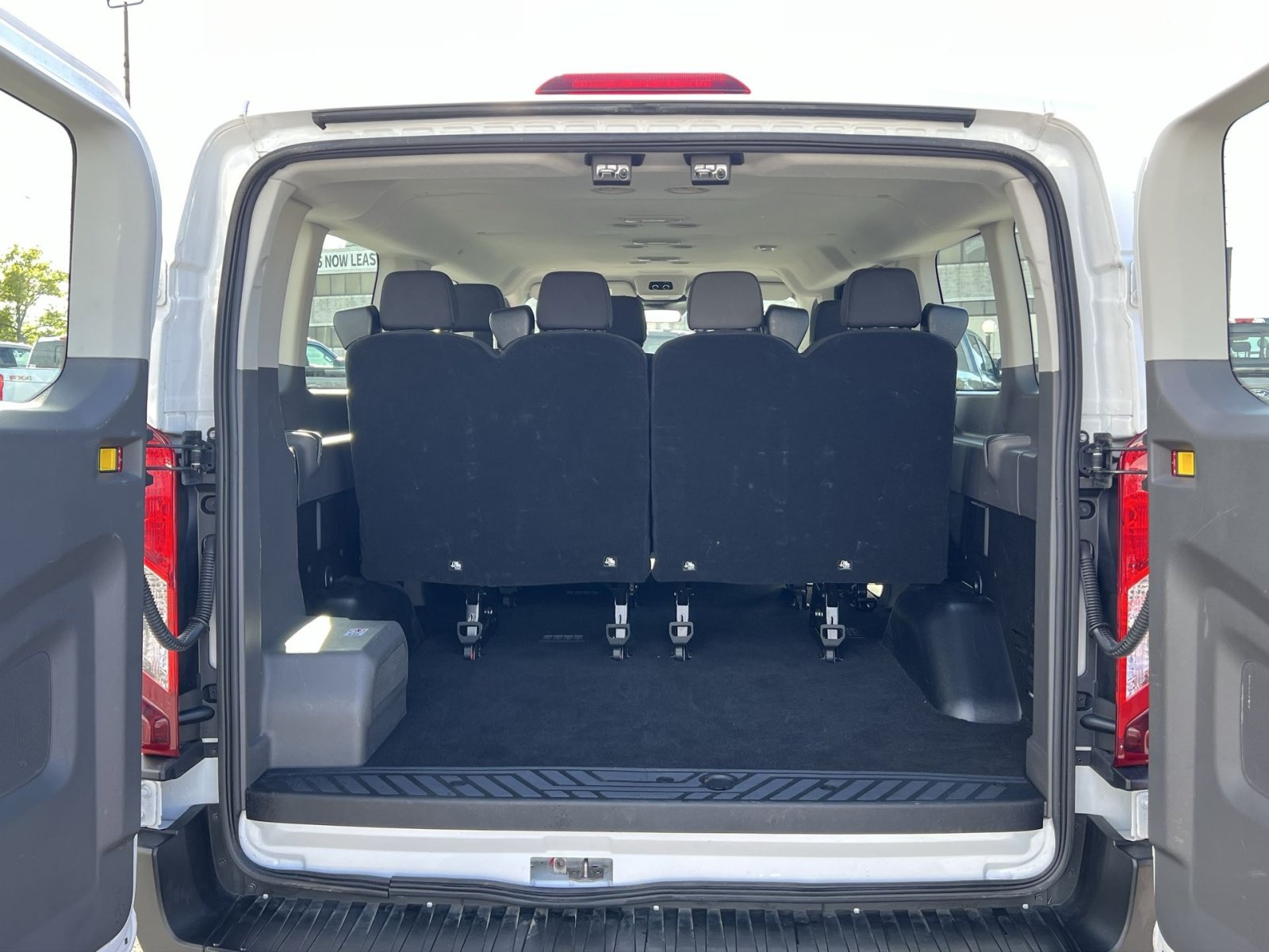 Certified 2026 Ford Transit 350 XLT RWD image 25