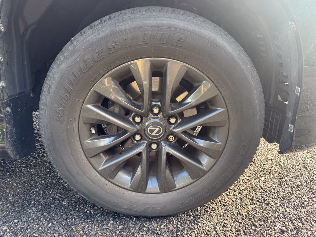 Used 2020 Lexus GX 460 Premium w/ Premium Package AWD/4WD image 7